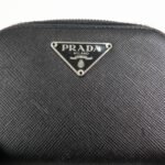 PRADA Triangle Logo Saffiano Leather Round Zippy Coin Case Black - 图片 10