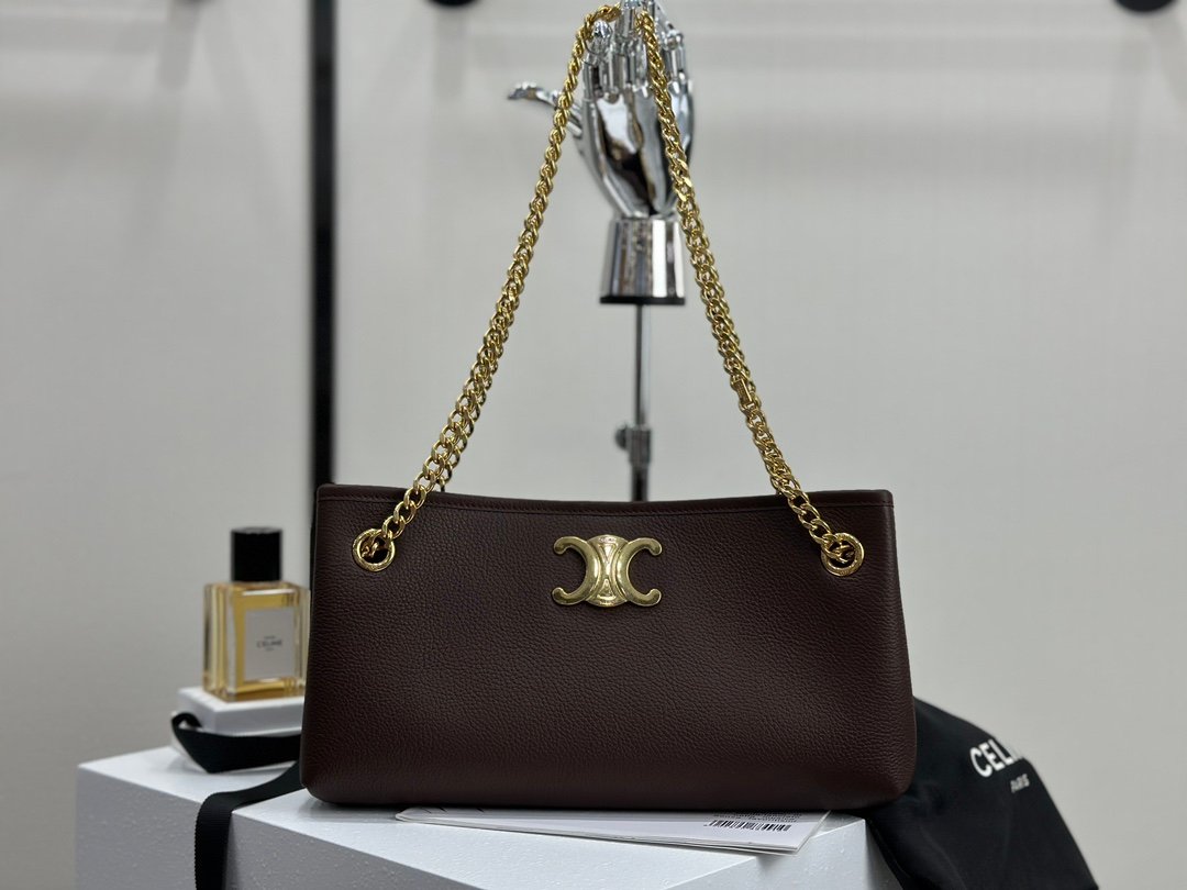 Size: 31x16x6cm