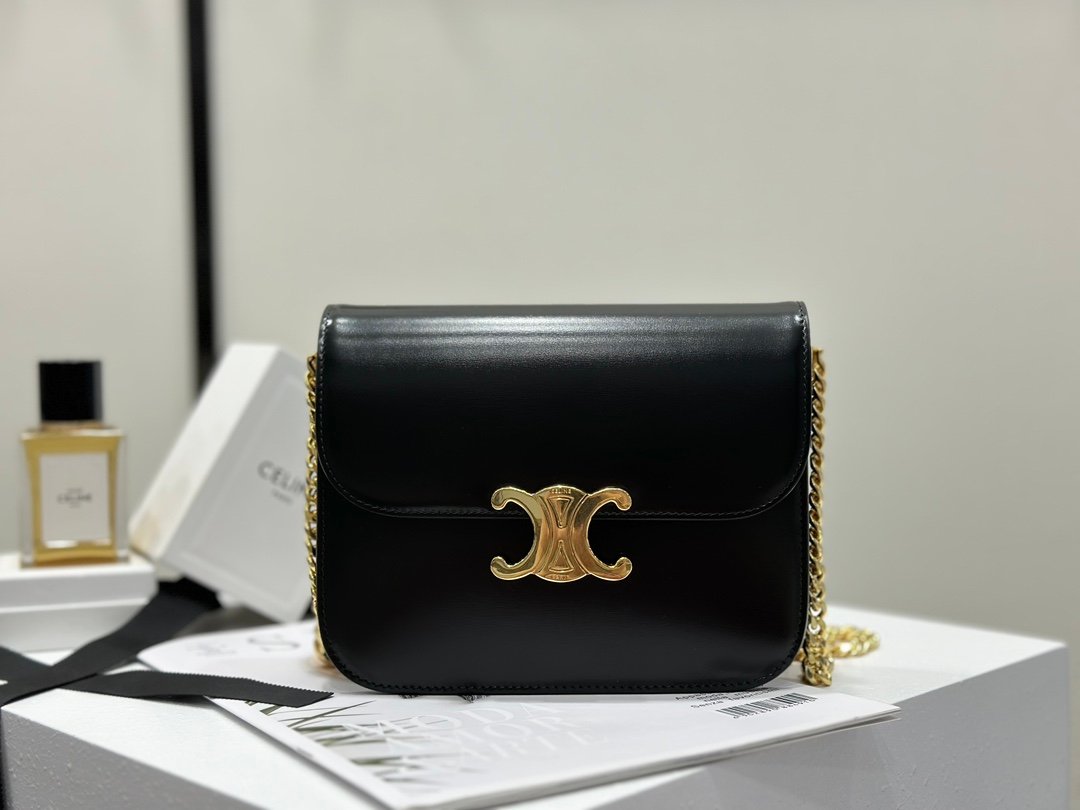 Size: 20x16x5cm