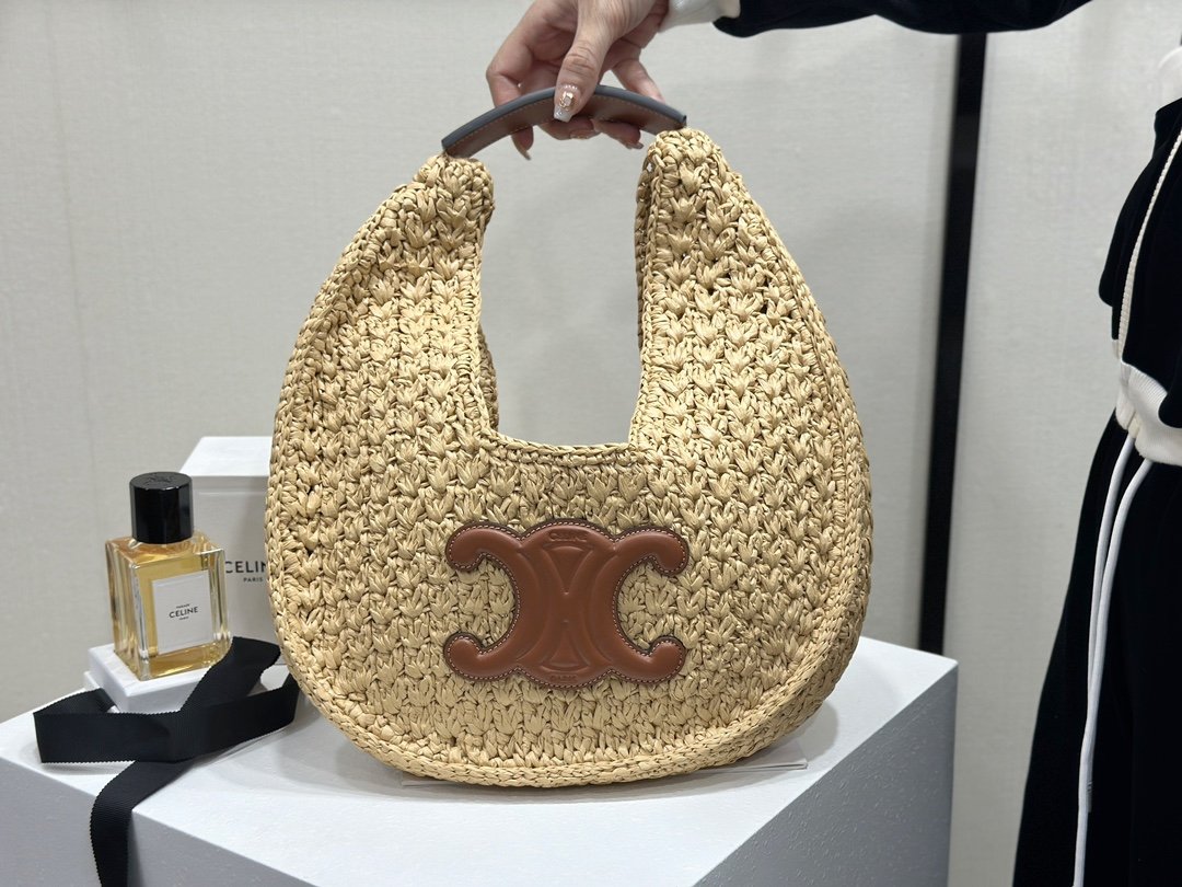 size：33X16X4CM