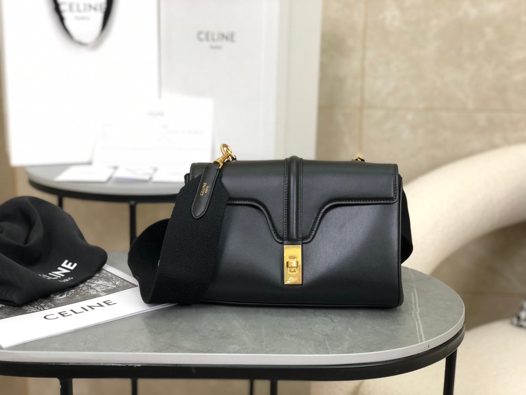 Size: 23x15x9cm