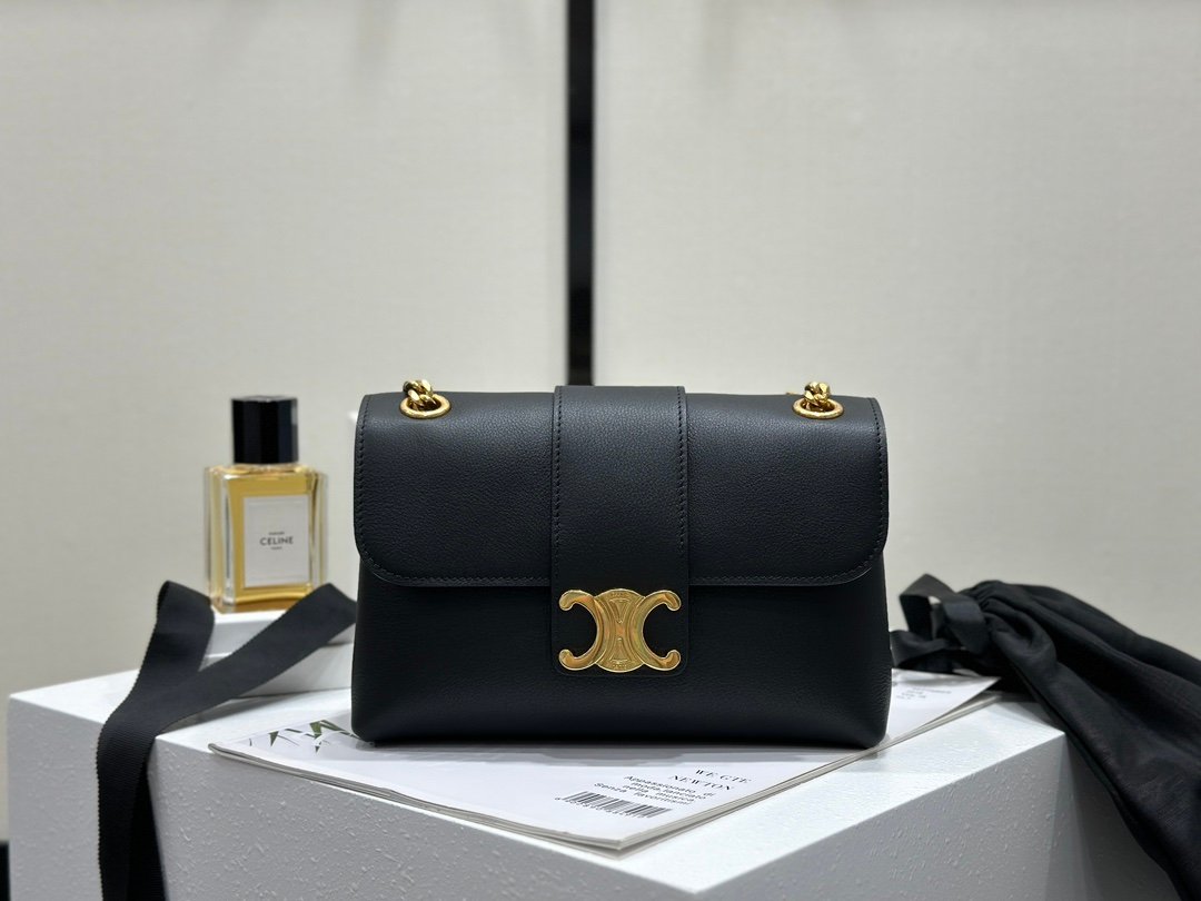 Size: 25x15x8cm