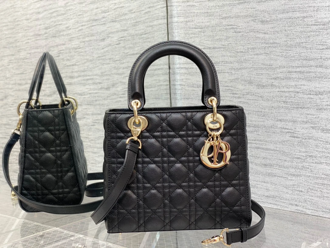 Cowhide Ball Print Classic Bag size:24cm