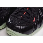 Nike Air Foamposite one 黑 - 图片 3