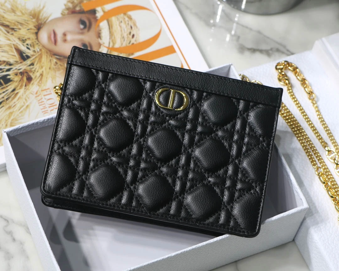 Caro Collection No. 7002 Black size: 19 x 14 x 3 cm