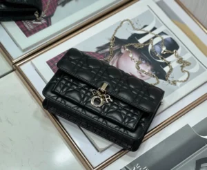 Lady Collection Chain Handbag Size: 19.5cm - 图片 3