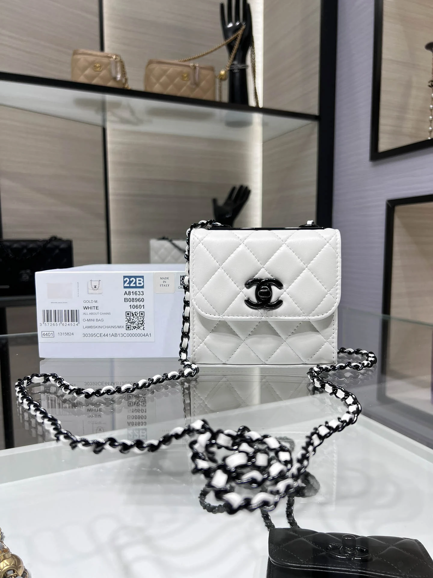 CHANE One Shoulder Crossbody Size: 11*11*5