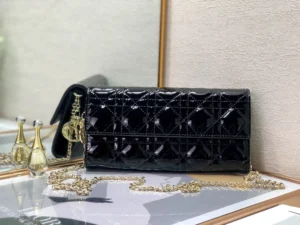 Chain bag with rhomboid size:21cm