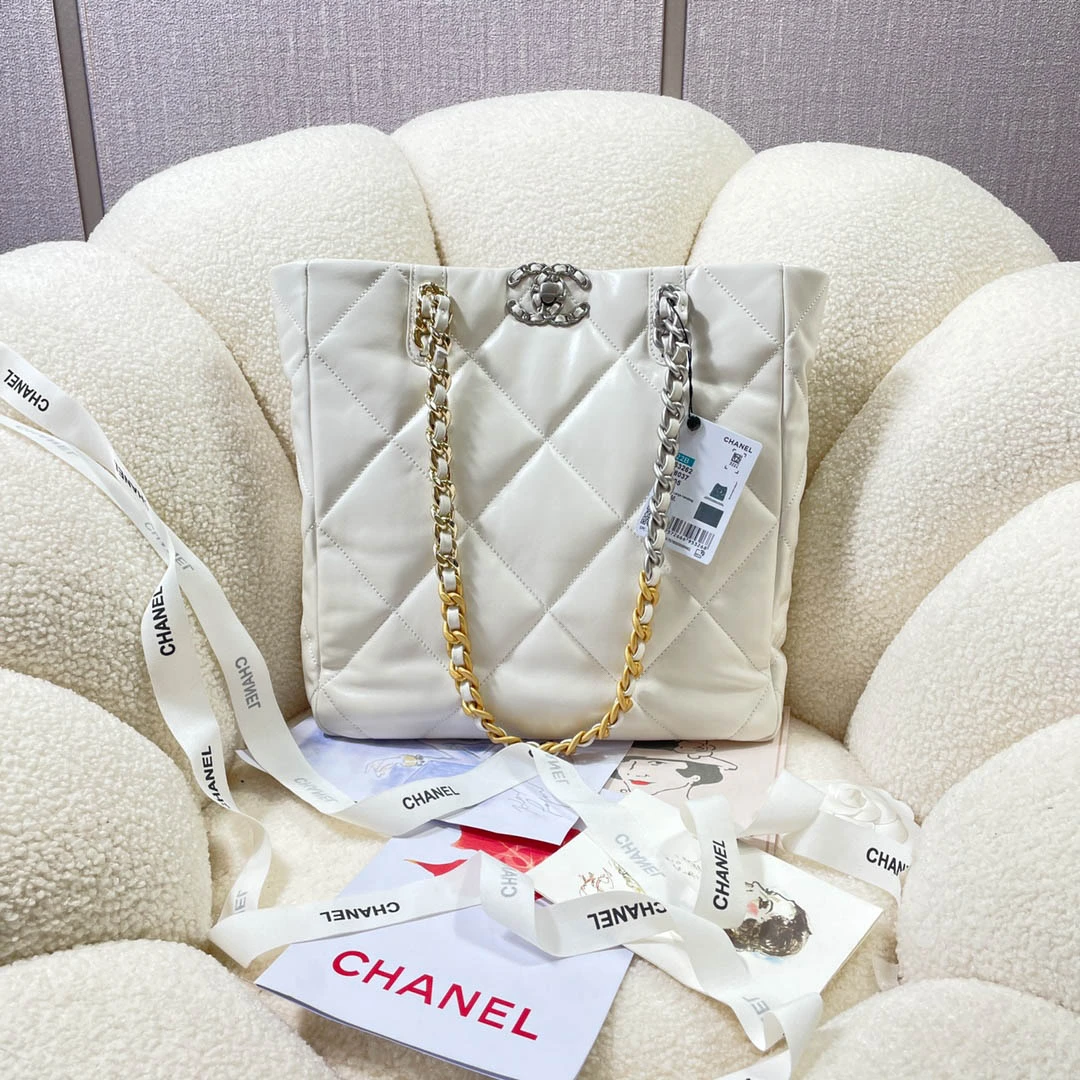 i3012e7cf569d40df6fe3be2cf734ab9f CHANE White Size: 30cmX37cmX10cm - 图片 1
