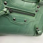 Balenciag* Neo Classic biker bag Model: 92535 Size: 40*54*21.5*34cm 25*33*13*20cm - 图片 3