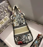 Lady D-Lite 5-panel embroidery Size: 24 x 20 x 11 cm - 图片 5