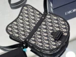 Gallop Messenger Bag Ref: 1ADPO033YKY Size: 20.5 x 16 x 5 cm - 图片 4