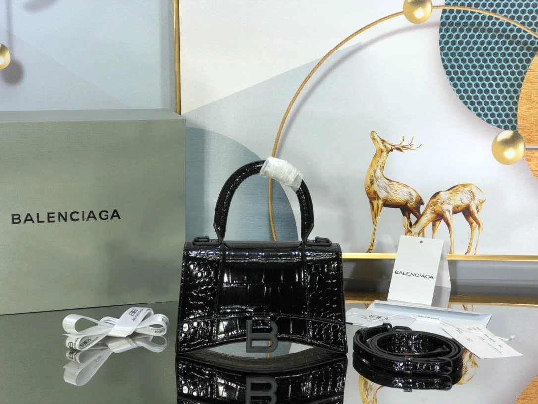 Balenciaga Size: 23x10x24cm 19x8x21cm Model: LG-0019