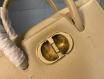 30 Montaigne Product Range Size 25x19x12cm - 图片 4