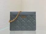 CARO woc zipped clutch bag Size:19x14x3 Model:5106