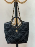 Black canvas rhombus size: 43*39*8cm Model number: 99149