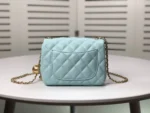 Chane Underarm Bag Model No. 1786# Size: 18.12.7 - 图片 3
