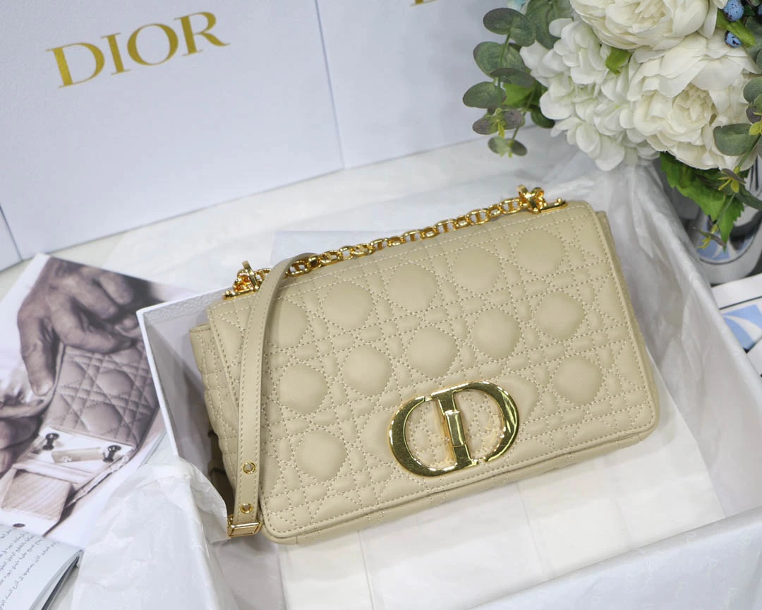 Apricot Caro Collection Size: 25.5cm