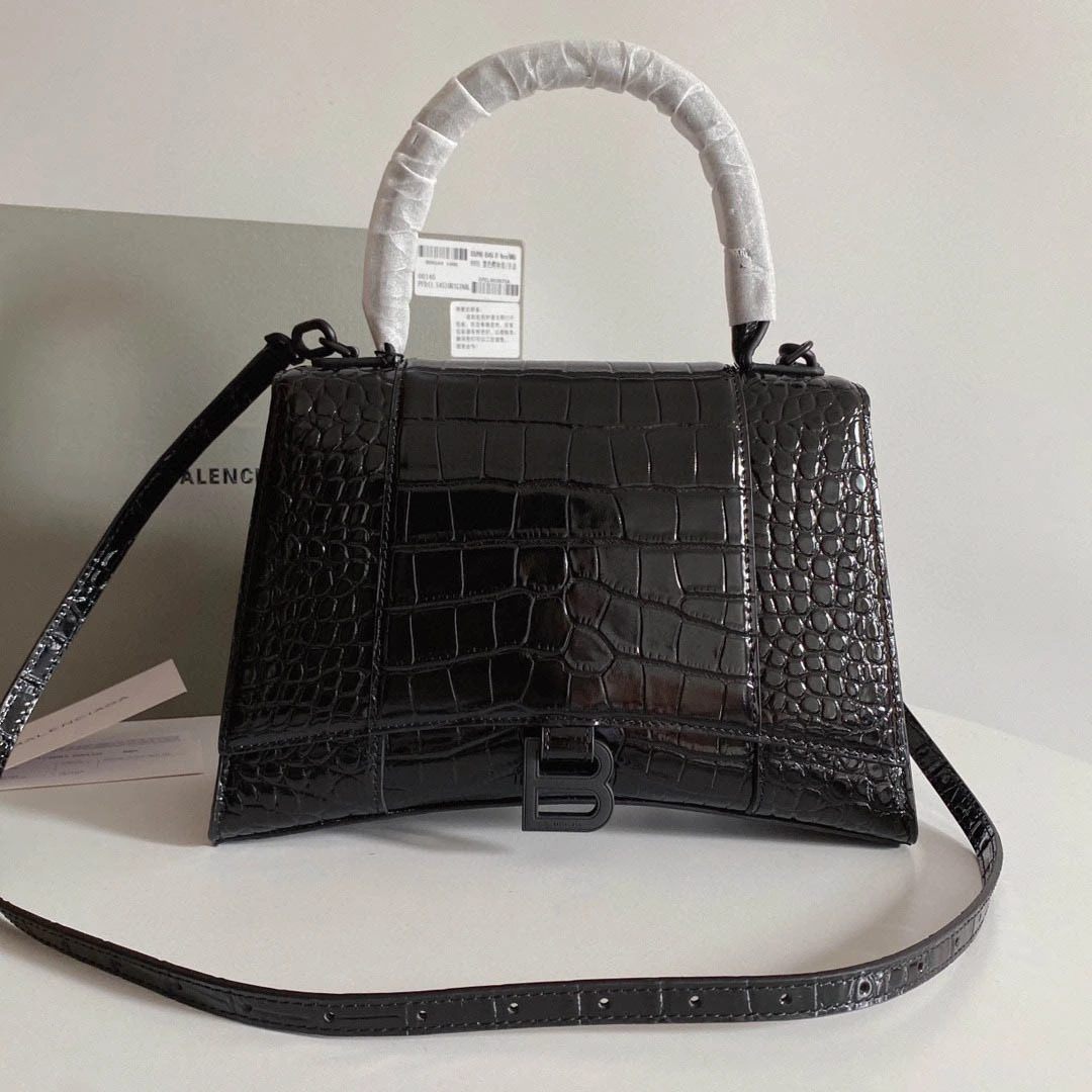 Size: 27x10x30cm