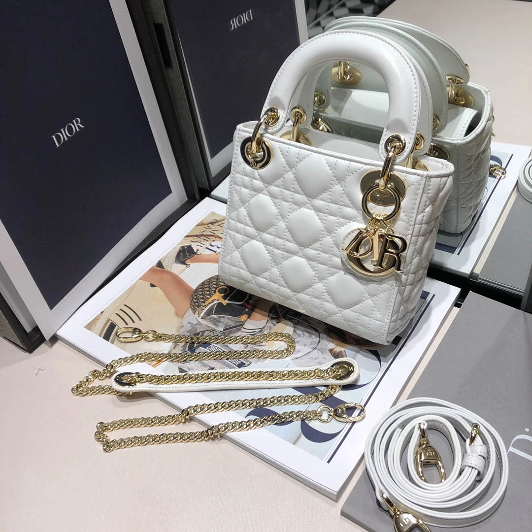 Classic size:17155cm Colour scheme:white