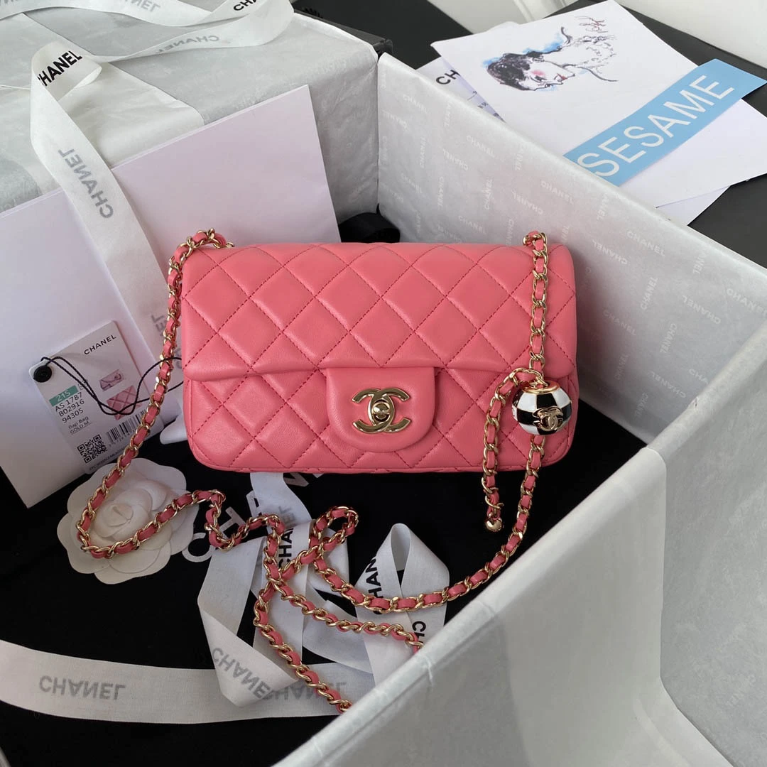Chane Small Golden Ball One Shoulder Crossbody Model: AS1787 Size: 20cm
