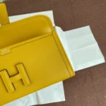 Amber Yellow - 图片 6