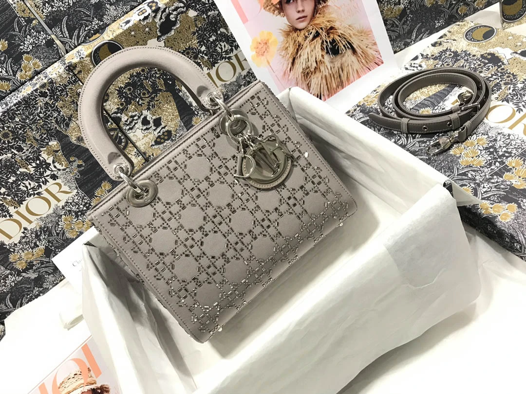 i9d490dd317d1ae0147bfc15037dd9038 Lady Collection 5-Gauge Silk Stamping Diamonds Ref: 44551 Size: 24*20*11cm - 图片 1