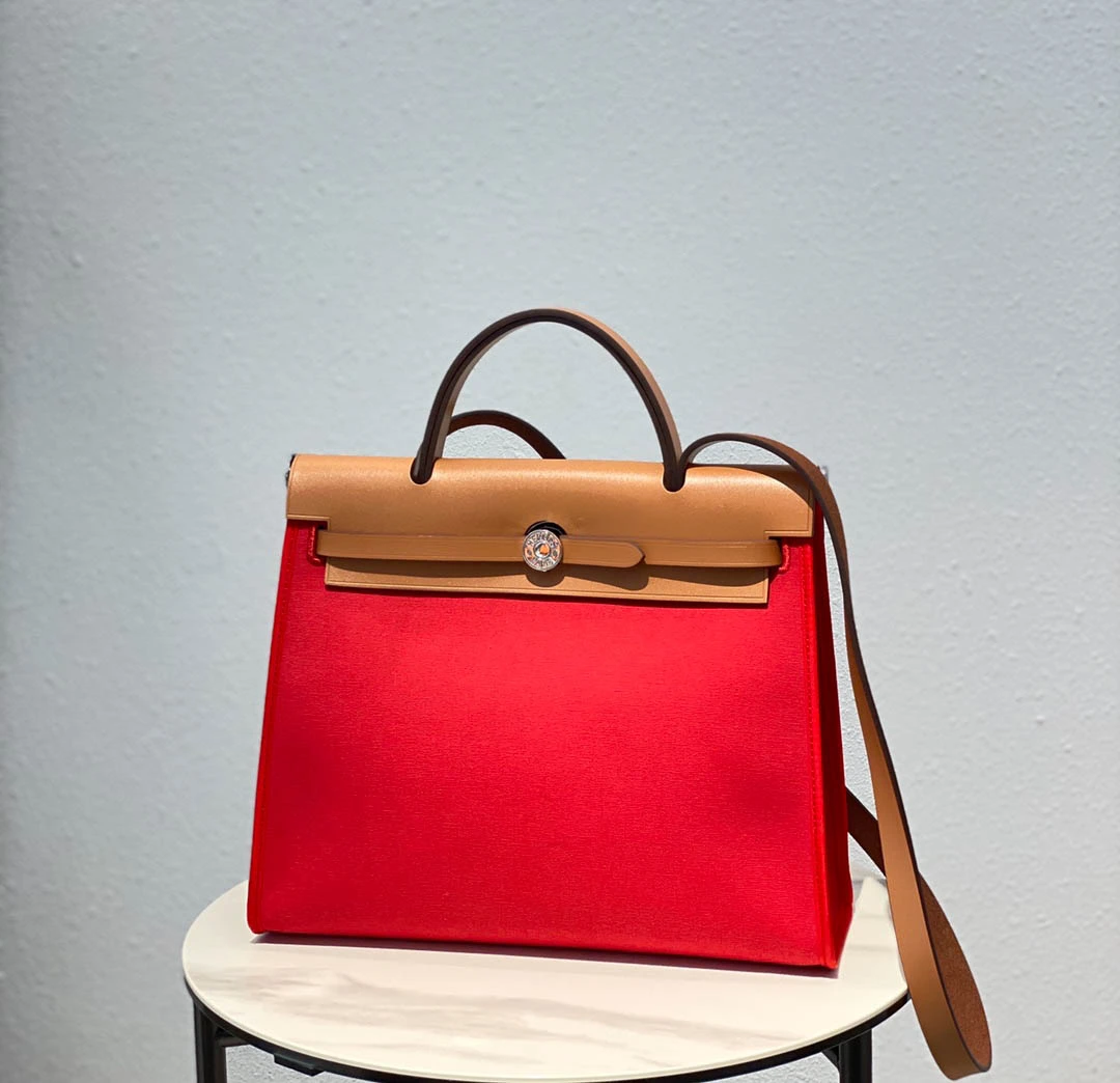 Canvas bag Size: 31*15*10Cm
