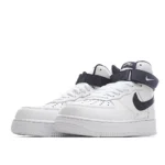 Nike Air Force 1 High '07 White and Black High Top - 图片 7