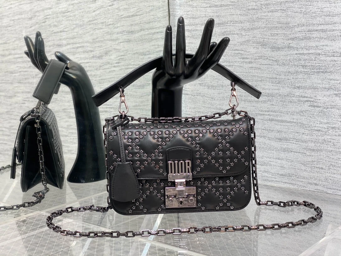 Black LUCKY size:21*3*13cm