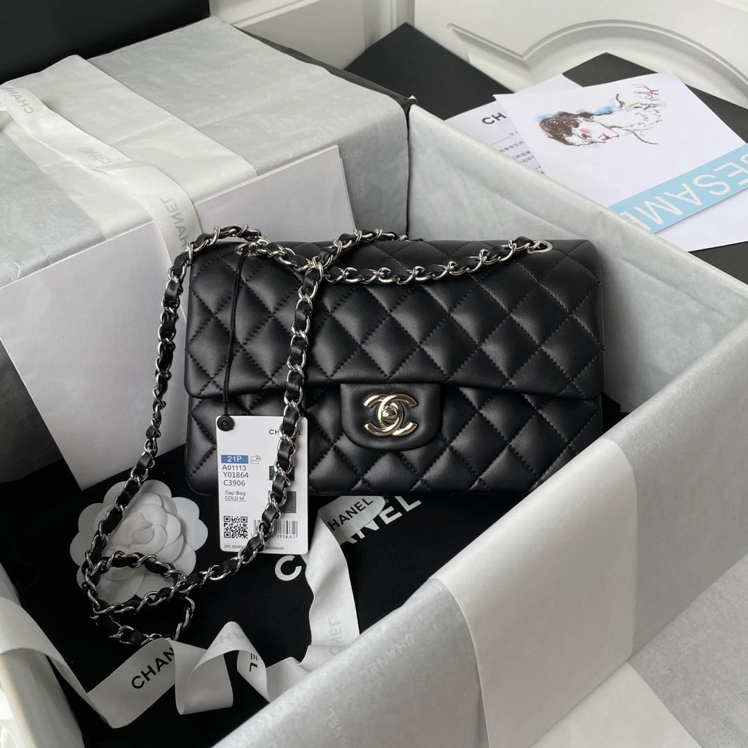 Chane1 Elegant Simple Size: 23cm Model Number: A01113