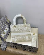 Lady D-Lite 5-panel embroidery Size: 24 x 20 x 11 cm - 图片 5