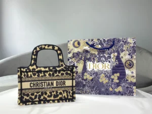 Book Tote Handbag Size: 22.5x24x8cm