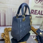 Lady Collection Cowboy Orchid lacquered leather handbag - 图片 7