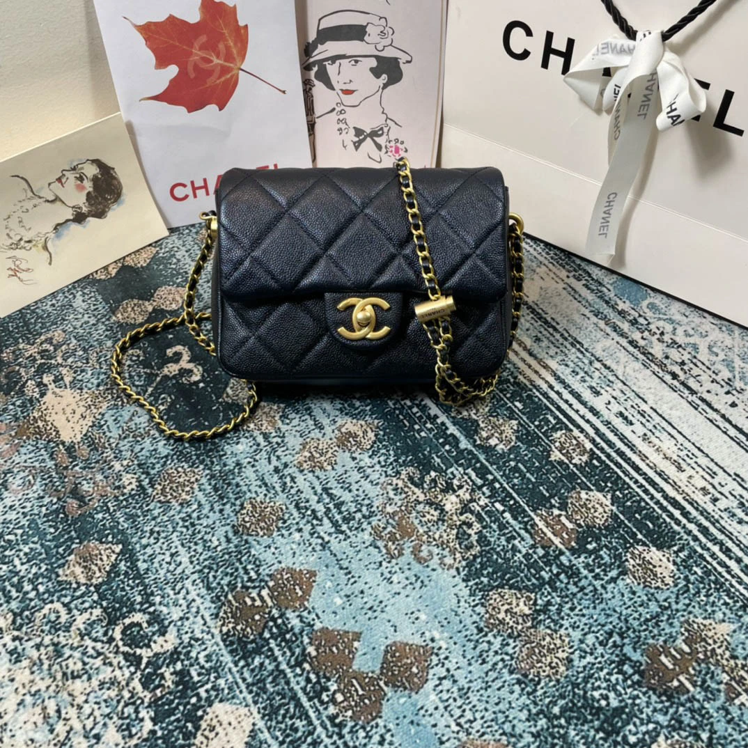 Chane Sachet Model AS2855 Dimensions: 19x13x6cm