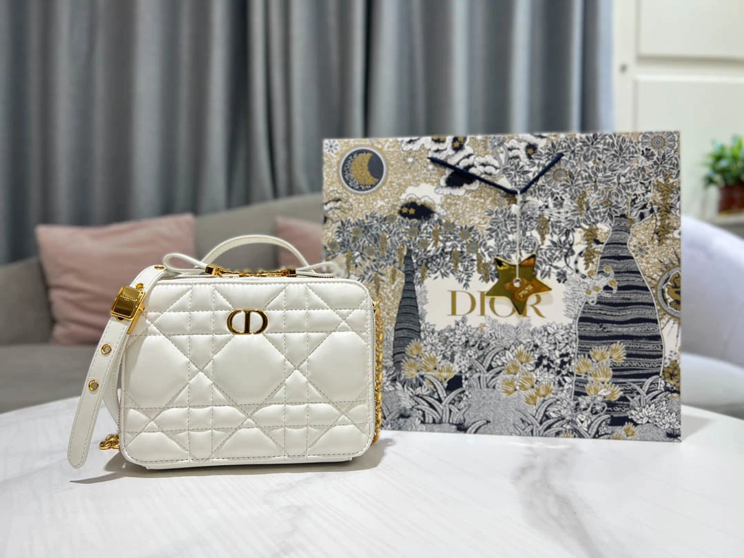 CARO Series Size: 18*13*5 cm