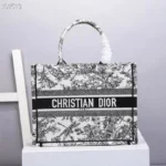 Book Tote size:36.5cm