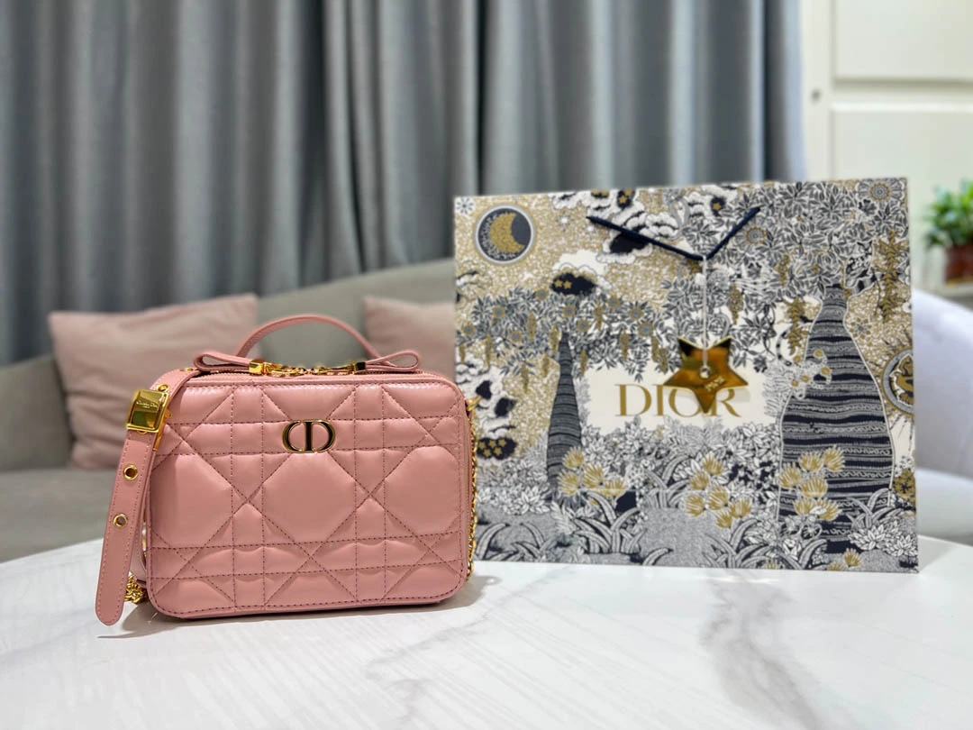ifd2b80218c81ea93699d2d7d4f7afe4e CARO Collection Size: 18*13*5 cm - 图片 1