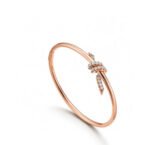 Tiffany Knot Wire Bangle in White Gold with Diamonds - 图片 11