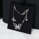 Double Butterfly Silhouette Diamond Pendant - 图片 6