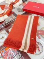 Two-Tone Scarf - 图片 3