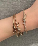 Tiffany Knot Wire Bangle in White Gold with Diamonds - 图片 3