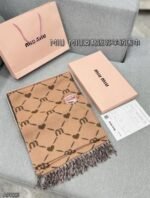Brown double-sided scarf
