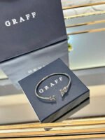 Butterfly Silhouette Open Diamond Bangle - 图片 6