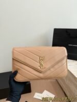 LOULOU in MATELASSÉ lambskin NATURAL TAN - 图片 2