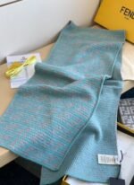 Ivory wool and cashmere scarf - 图片 15