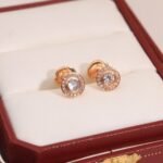 LOVE single hoop earring, paved - 图片 4