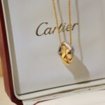 Trinity pendant, cushion-shaped, half-paved - 图片 4