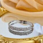 Double-layered bracelet