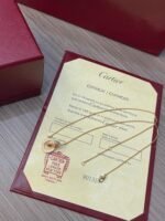 LOVE pendant, paved - 图片 10